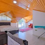 Villa Calista Plaja Yakin Oezel Havuzlu Luex *