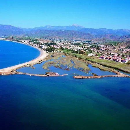 Calista Plaja Yakin Oezel Havuzlu Luex 别墅 费特希耶
