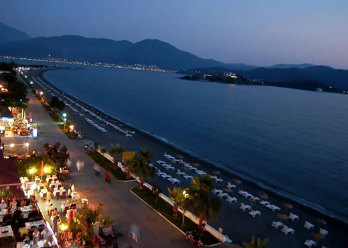 Calista Plaja Yakin Oezel Havuzlu Luex Villa Fethiye