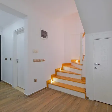 Fethiye Calista Plaja Yakin Oezel Havuzlu Luex Villa